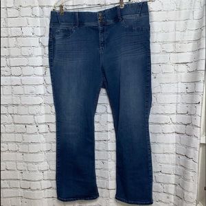 Laurie Felt Los Angeles Silky Curve Boot Cut with Vital Stretch Technology